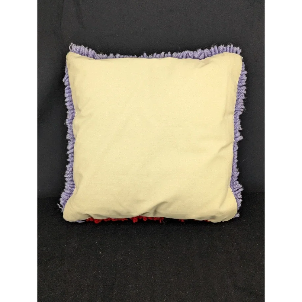 Rare Pose - Winnie The Pooh Disney Complete Latch Hook Pillow 12x12